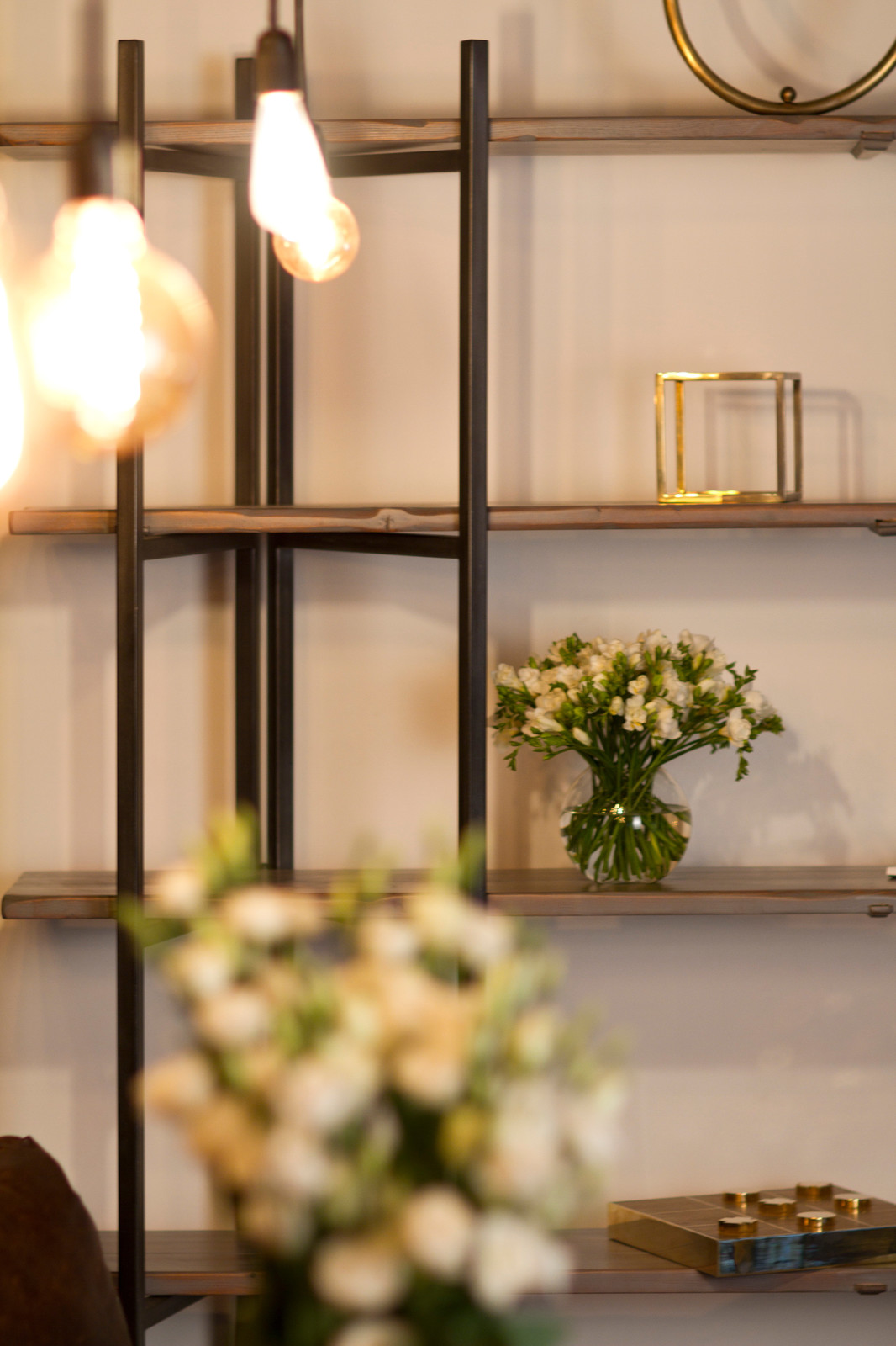 Обложка проекта: Лофт со столом