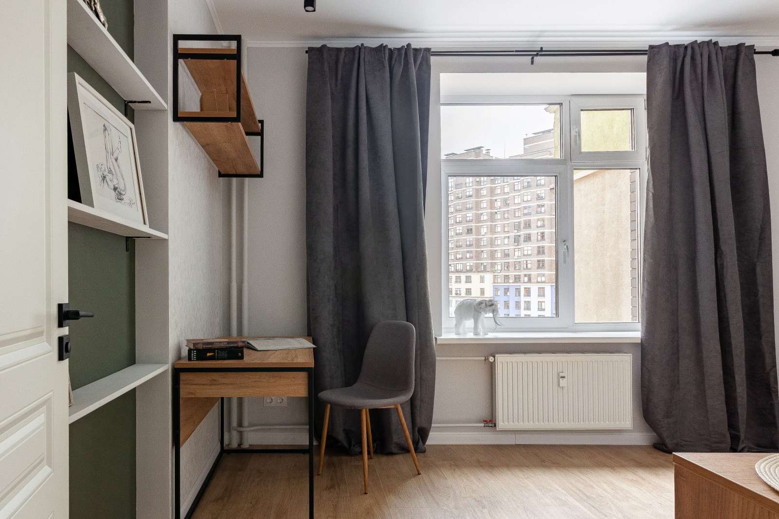 Обложка проекта: Light green 2 bedroom apartment at Moscow region