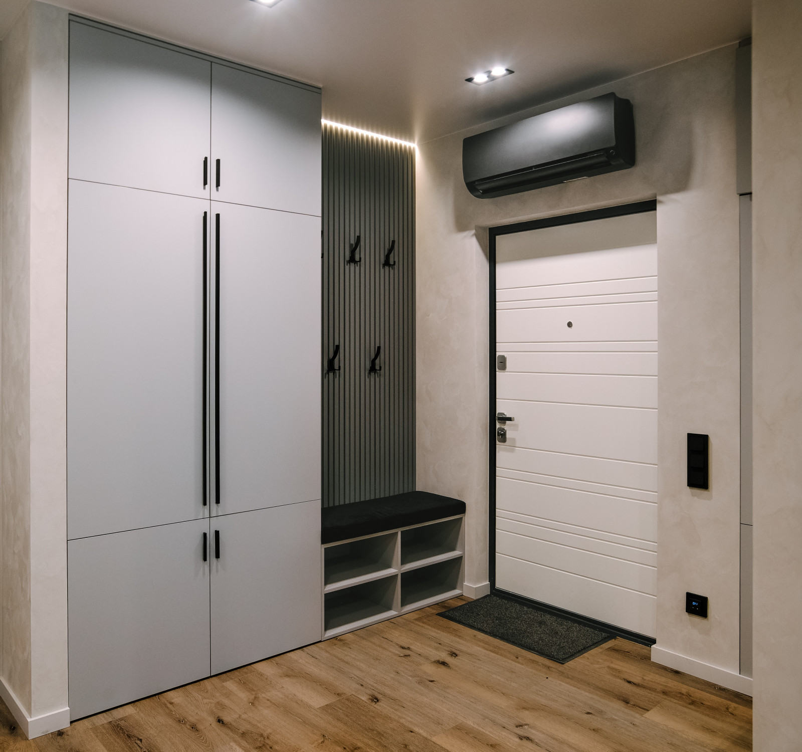 Квартира с дизайнерским ремонтом и освещением