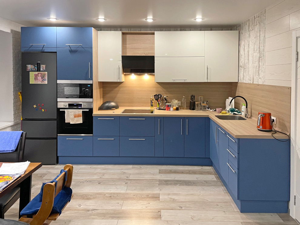 Обложка проекта: Кухня с синими фасадами