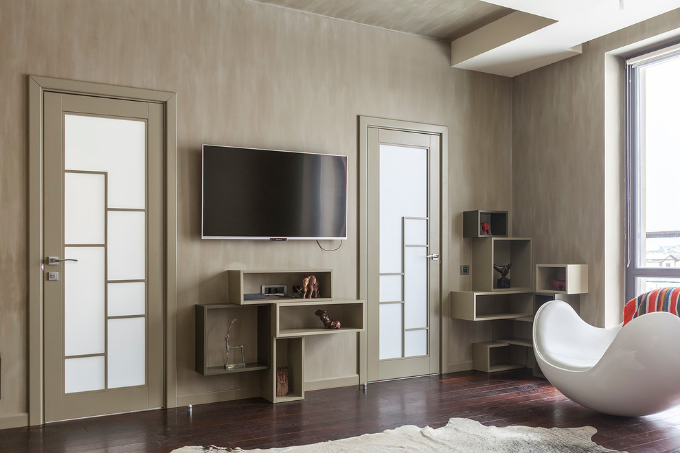 В гостях: Дерево в облаках — посреди загородного дома