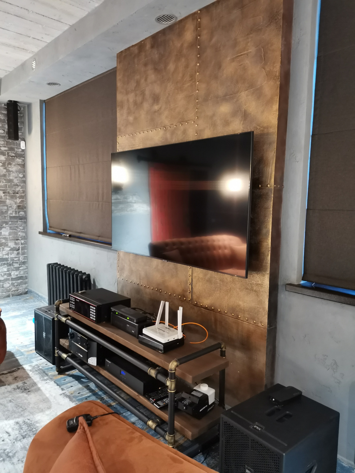 БИЛЛИАРДНАЯ В СТИЛЕ LOFT.