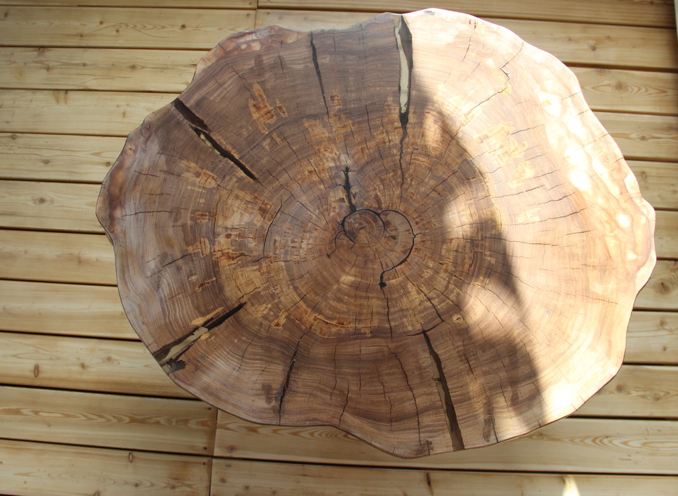 Стол из слэба карагача