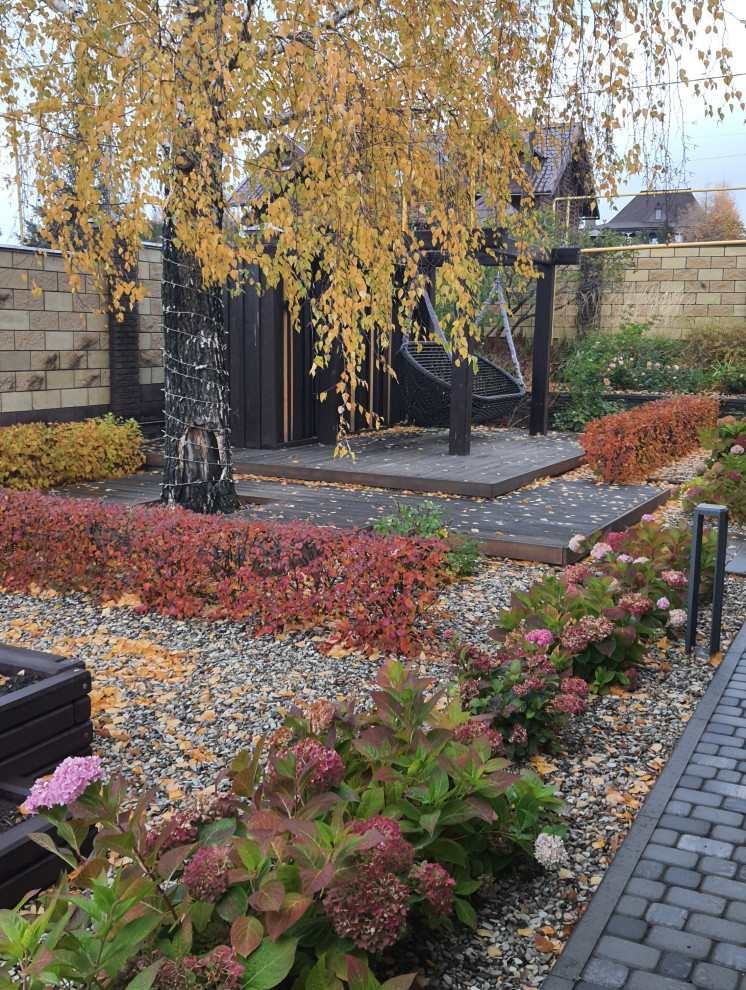 Сад с розами