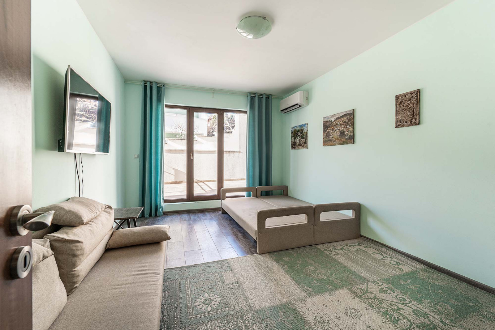 Варна, Ул. Д-р Василаки Пападопулу 10