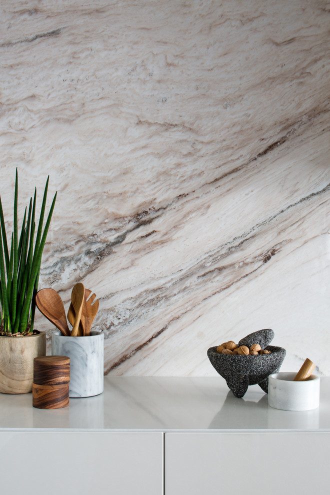 Двухэтажная квартира в стиле эклектика с террасой