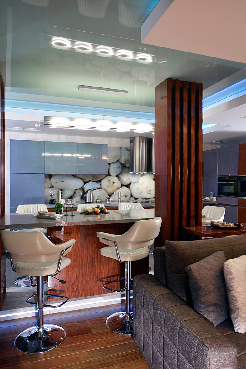 «В поисках тайной комнаты»