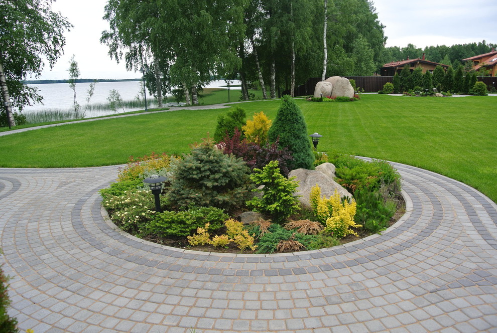 Берег.Озеро Красногвардейское