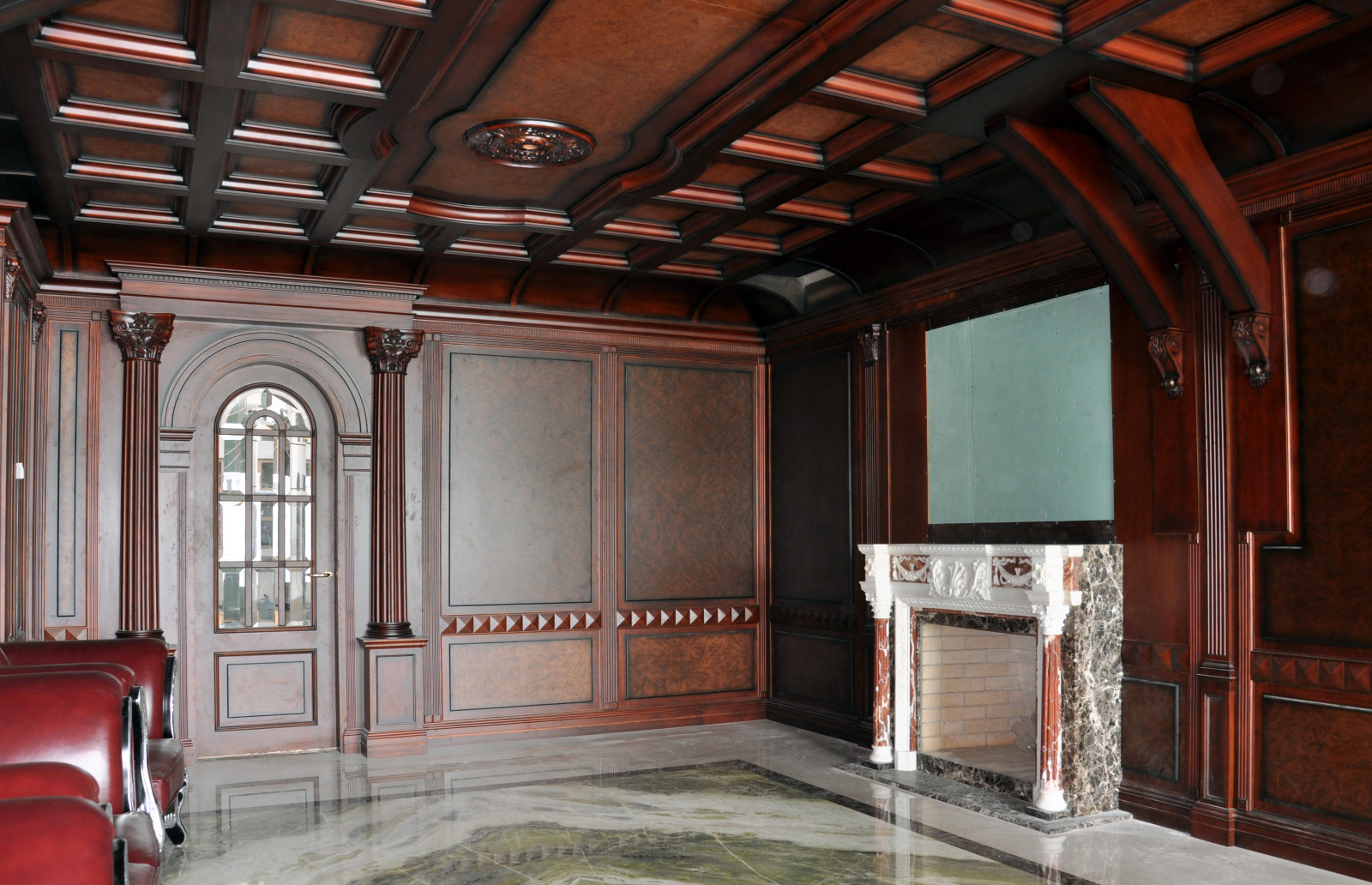 Комната для курения в ресторане