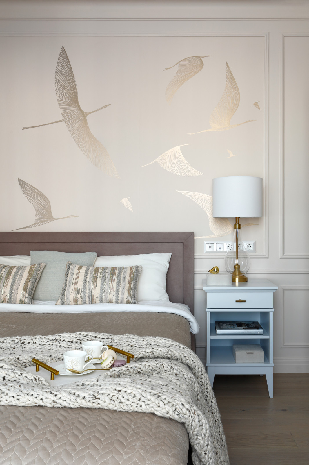 Houzz тур: Квартира с журавлями и экзотическими птицами