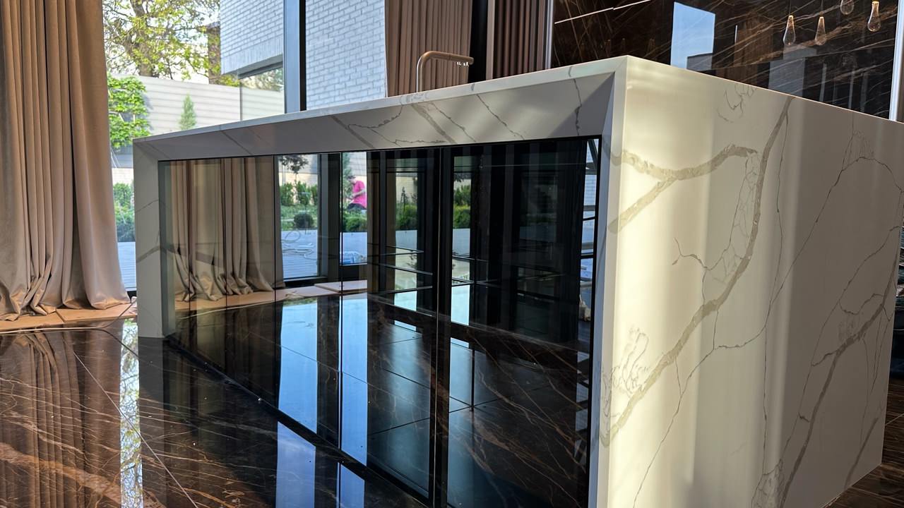 Кухонный остров и столешница