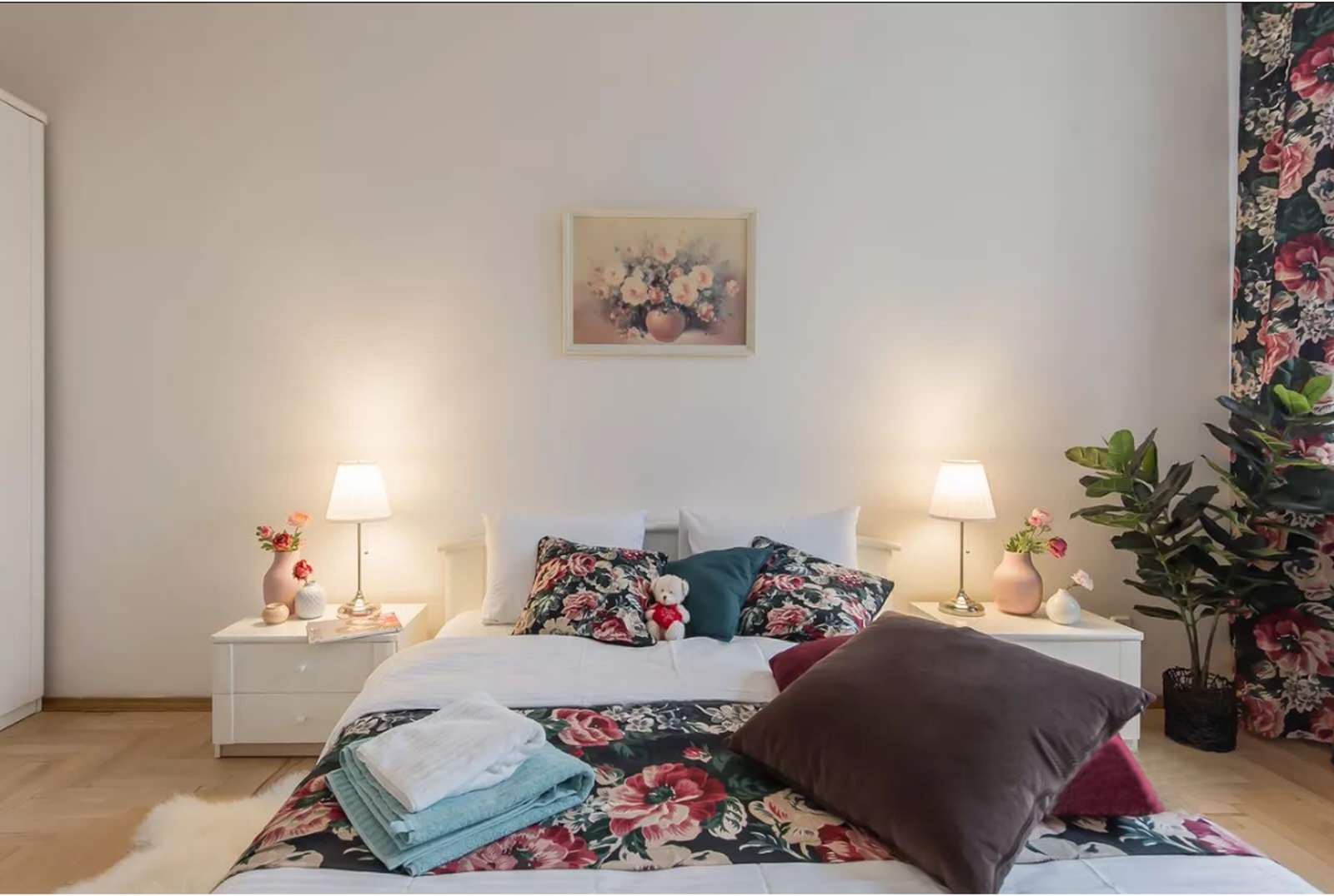 Декорирование квартира в центре Москвы под сдачу в посуточную аренду