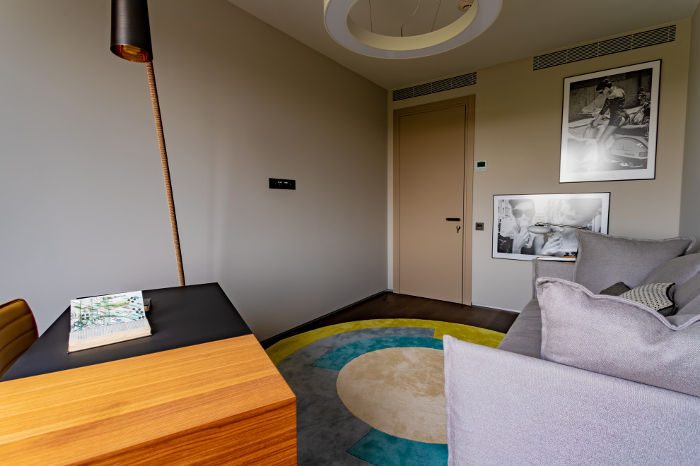 Квартира на набережной