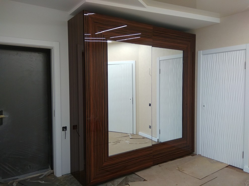 Прихожая квартиры в Сестрорецке