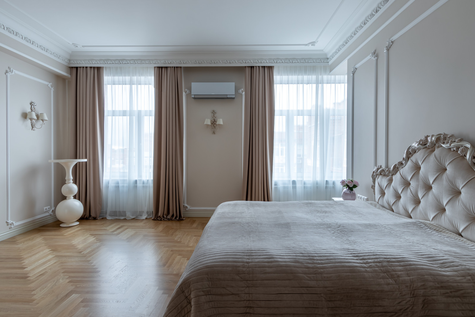 Дворец в многоквартирном доме