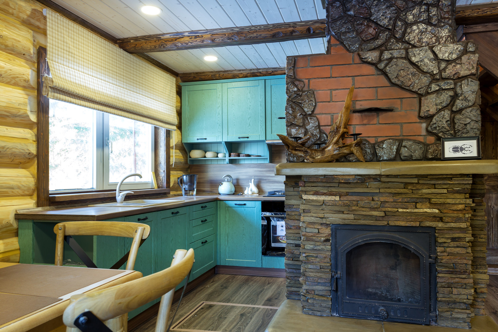 Дизайн и внутренняя отделка дома из бруса