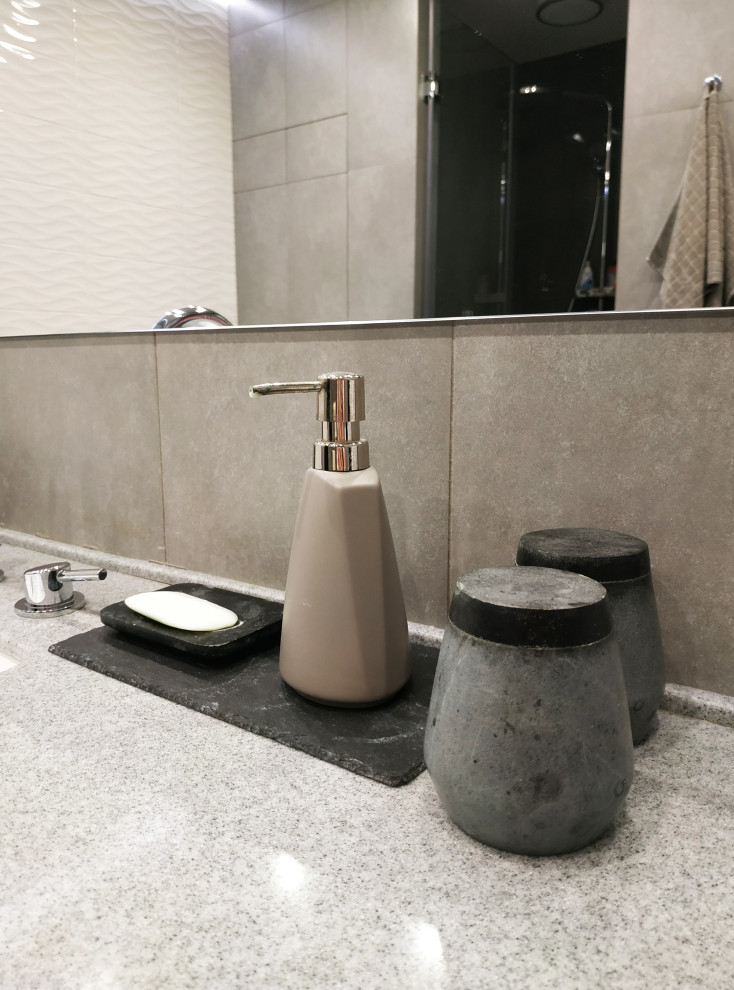 Детали интерьера ванной комнаты.