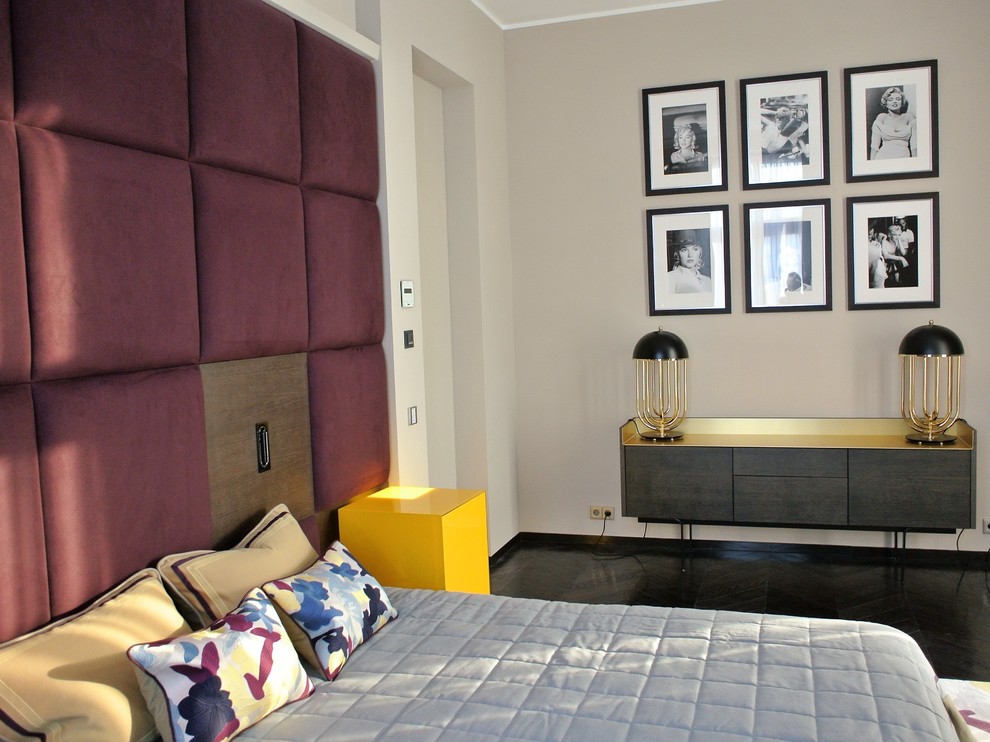 спальня для молодого человека