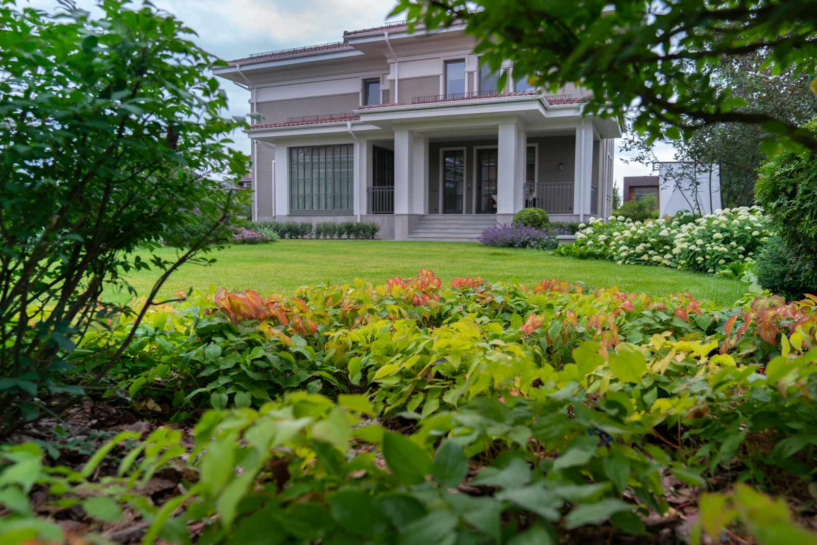 Игра контрастов. Миллениум Парк 2018 г.