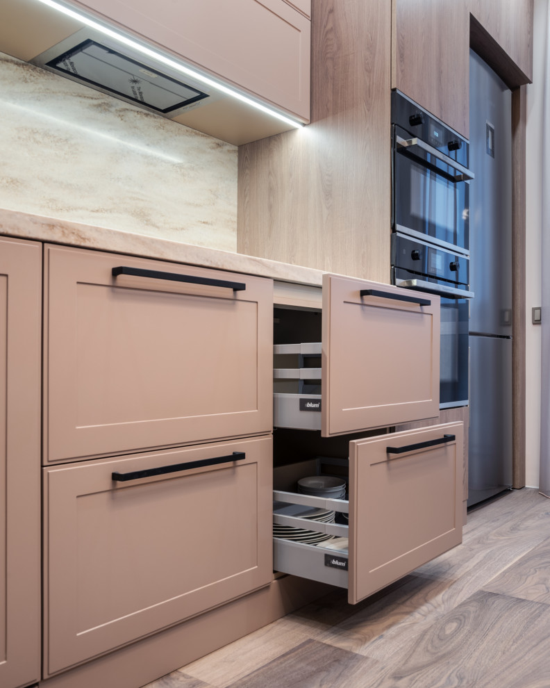 Кухня в нежных оттенках