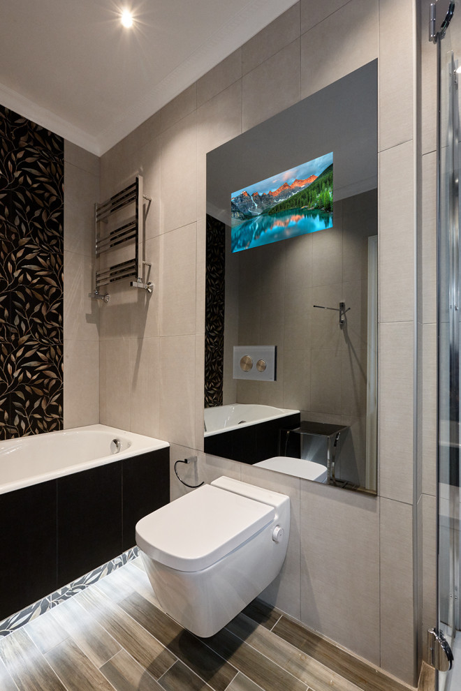 Зеркальный телевизор в санузле