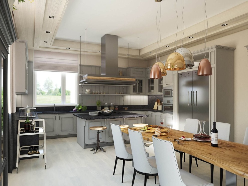 ДОМ В ПОСЁЛКЕ КОМАРОВО.