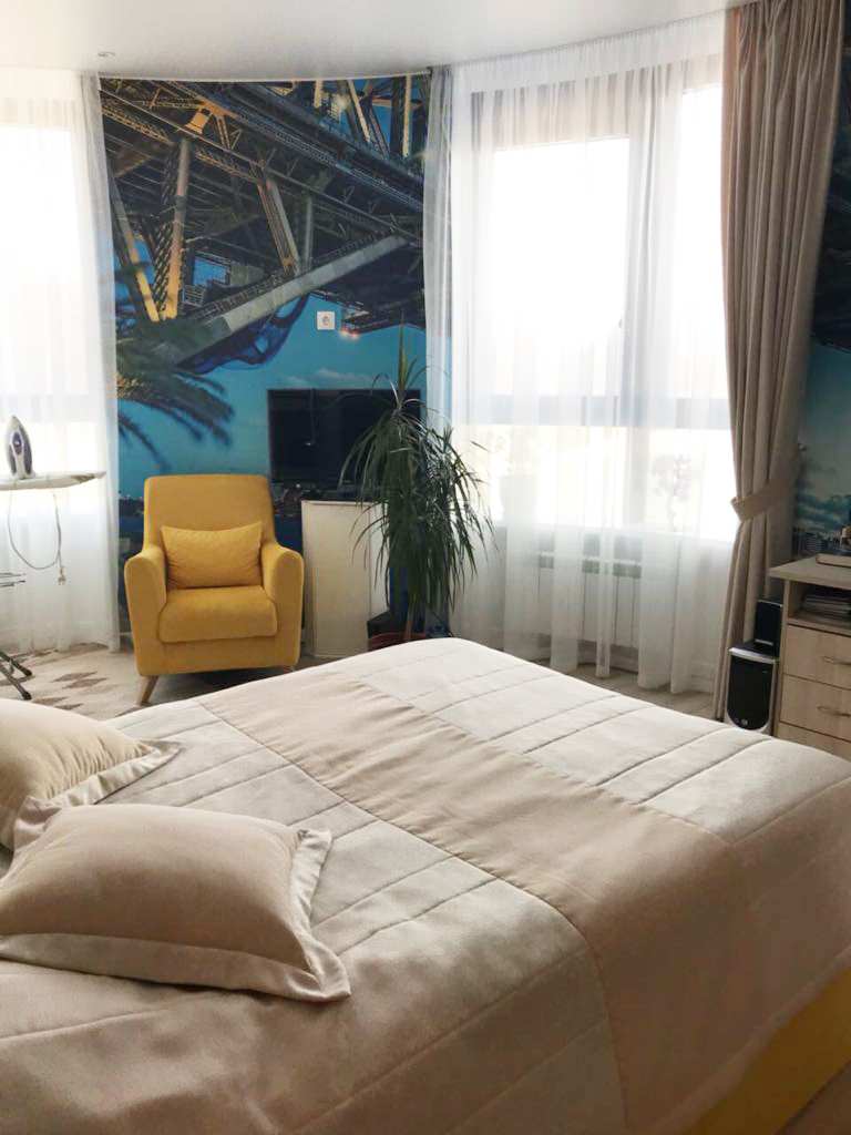 Кабинет в четырехуровневой квартире