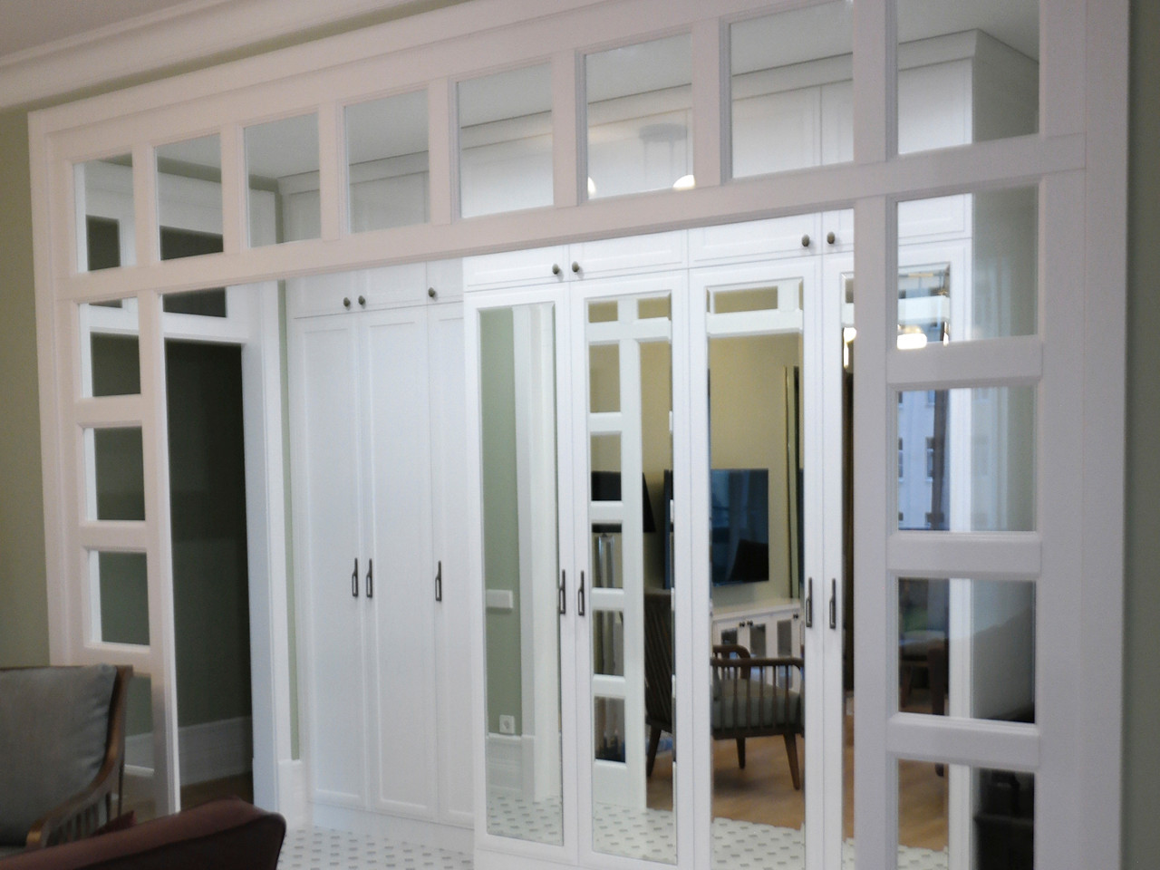 Создание и реализация интерьеров из дерева для дома и офиса на заказ.