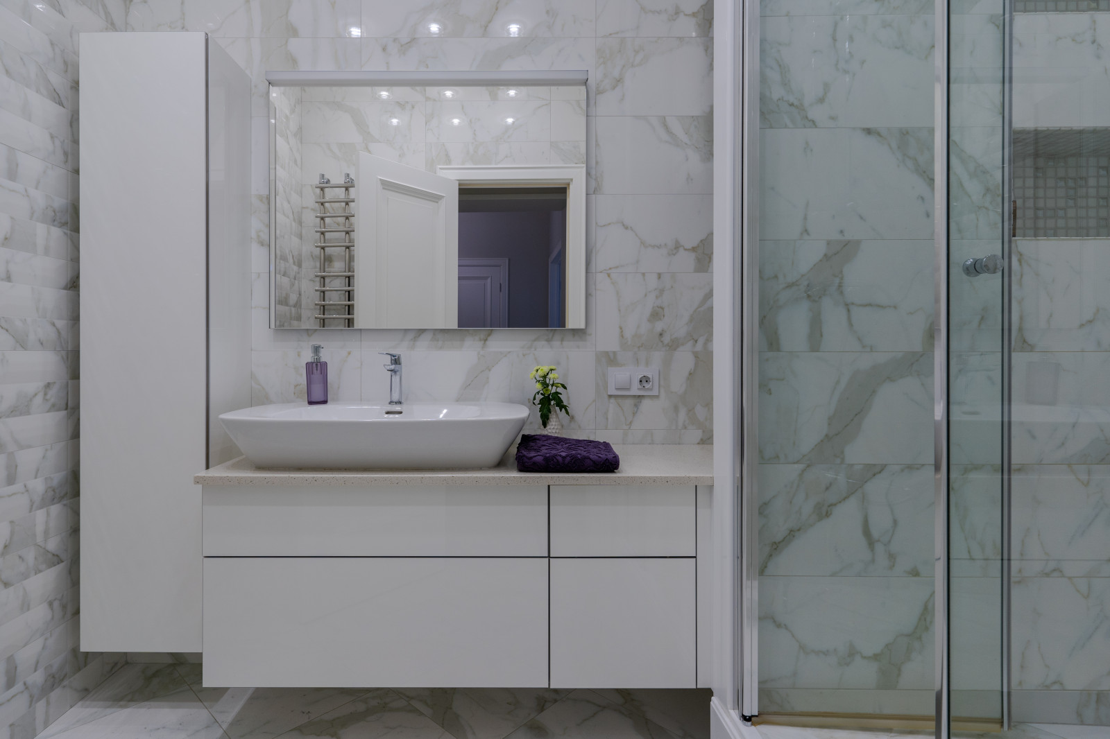 Много глянца не бывает. Проект на Черной Речке.