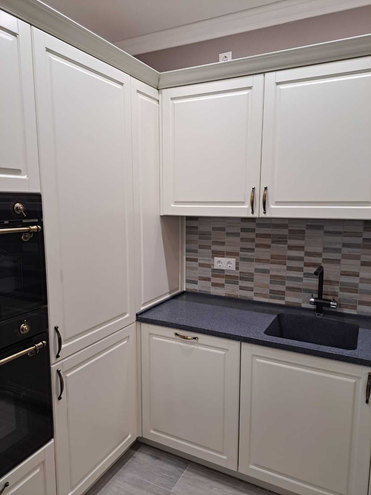 Кухня " МИА" для Неоклассического  стиля