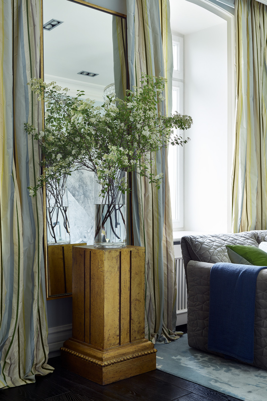 ДВУХЭТАЖНАЯ КВАРТИРА 154 КВ.М НА ПАТРИКАХ