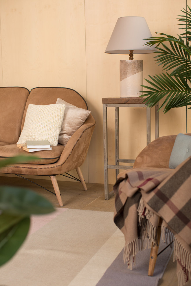 Обложка проекта: Настольная лампа "Нежность"