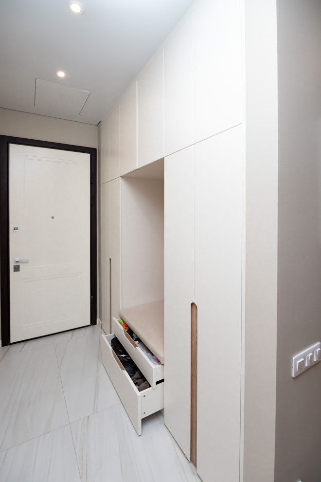 Гардероб и шкаф в прихожую в минималистичном стиле