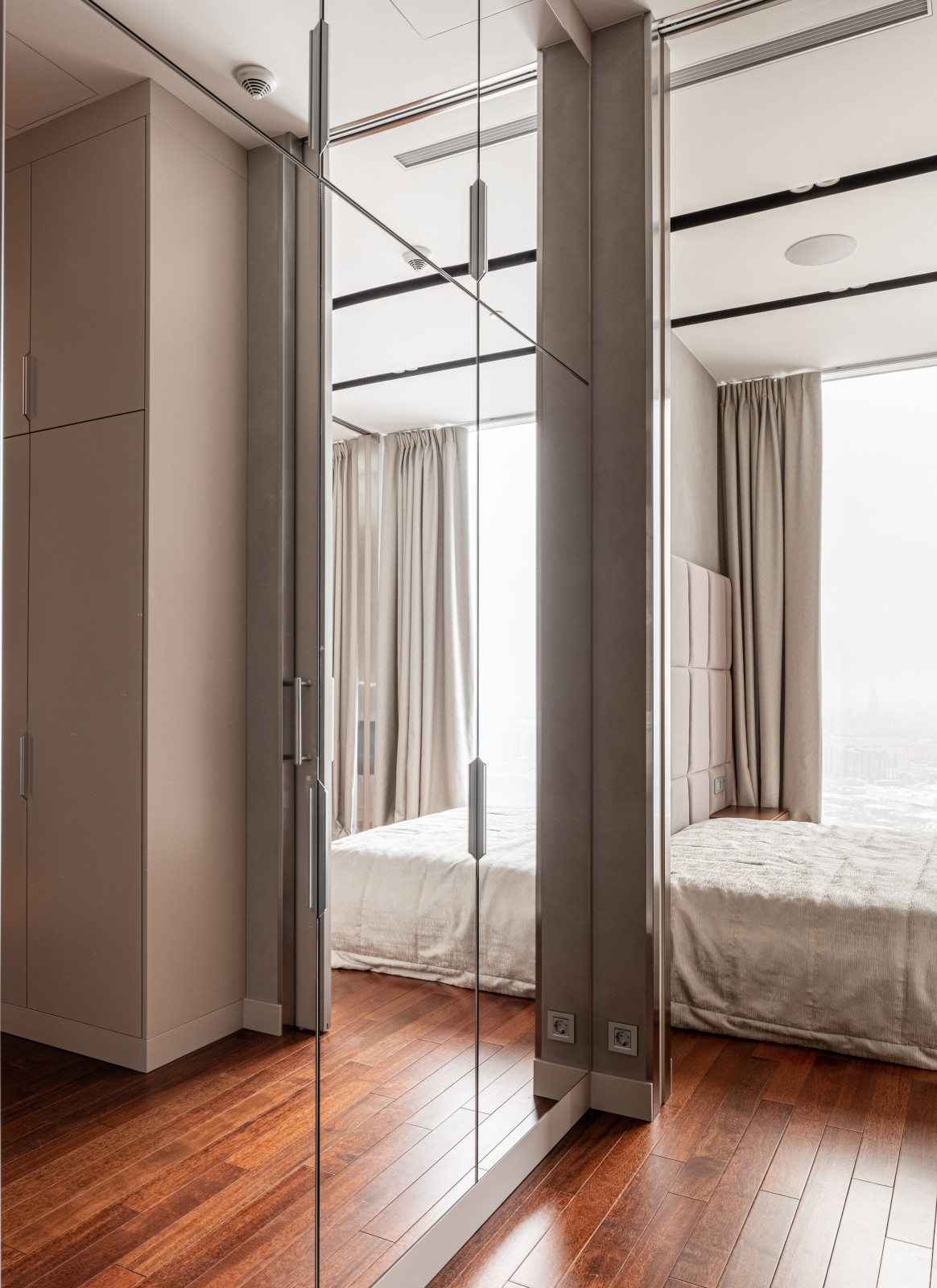 Нева Тауэрс