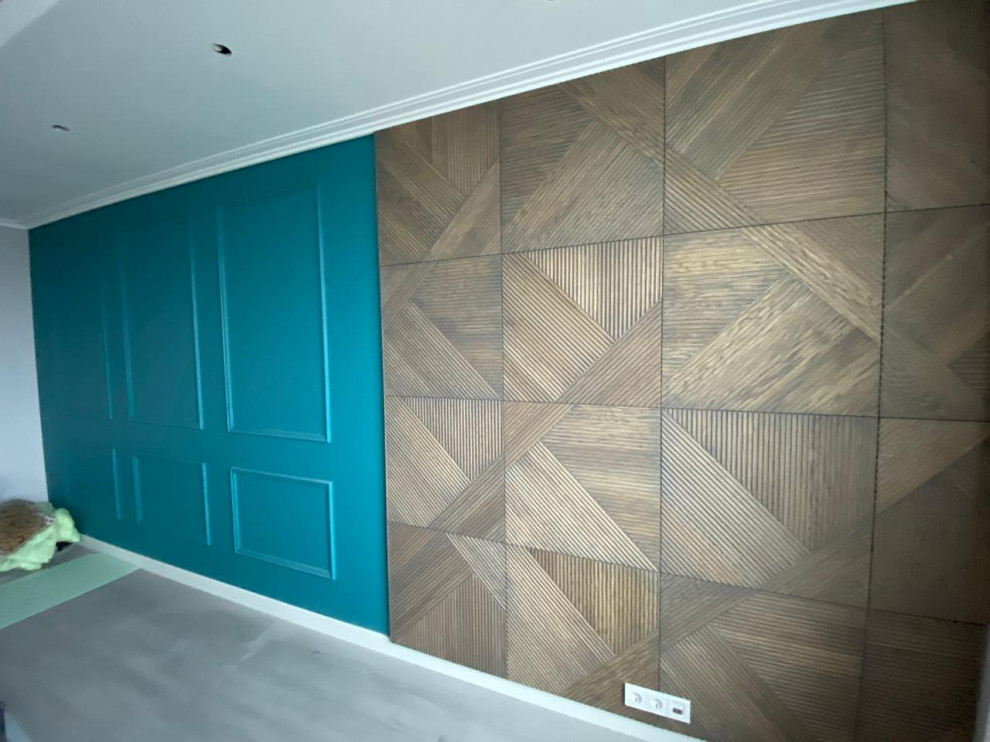 Отделка гостиной в процессе.