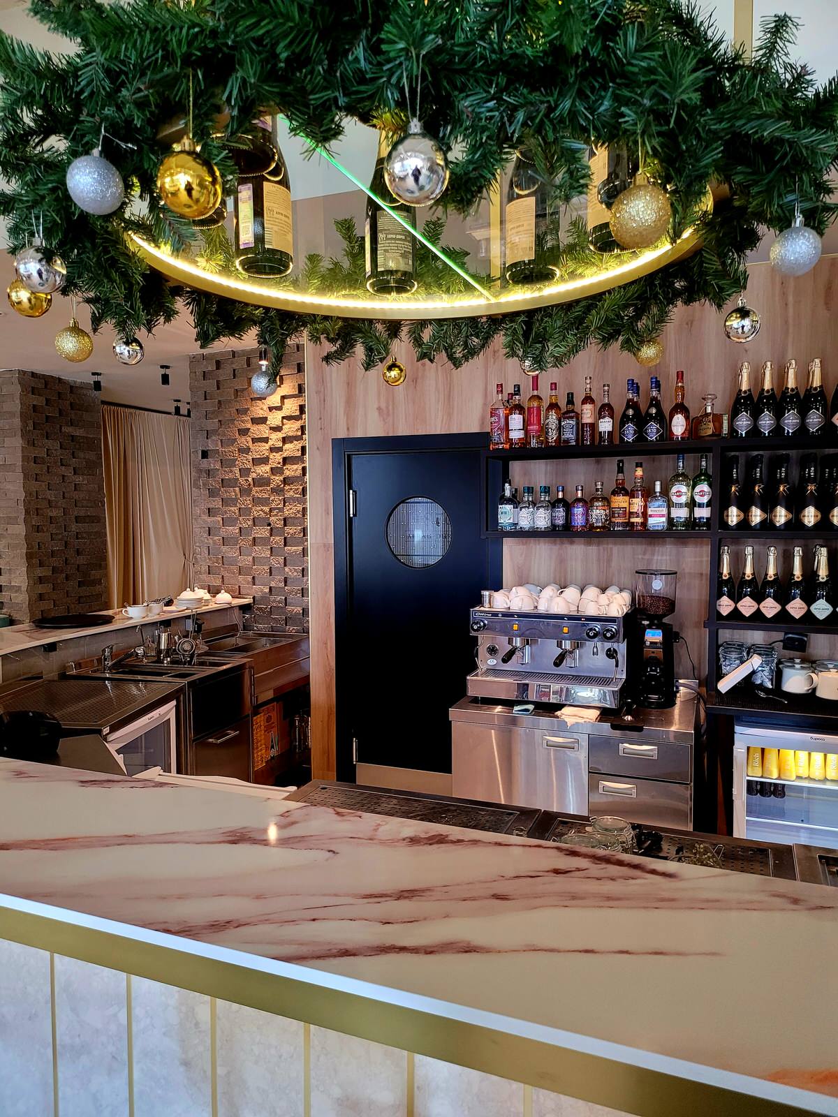 Ресторан черноморской кухни от винного дома Абрау-Дюрсо в Ростове-на-Дону