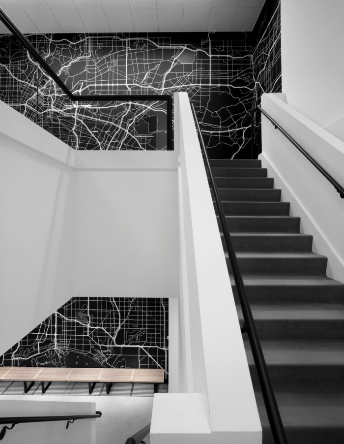 Карты в интерьере