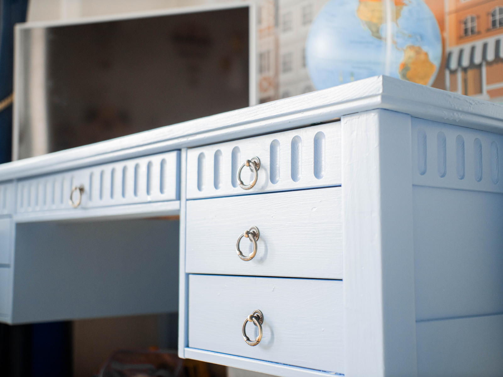 Детская для мальчика в синих тонах