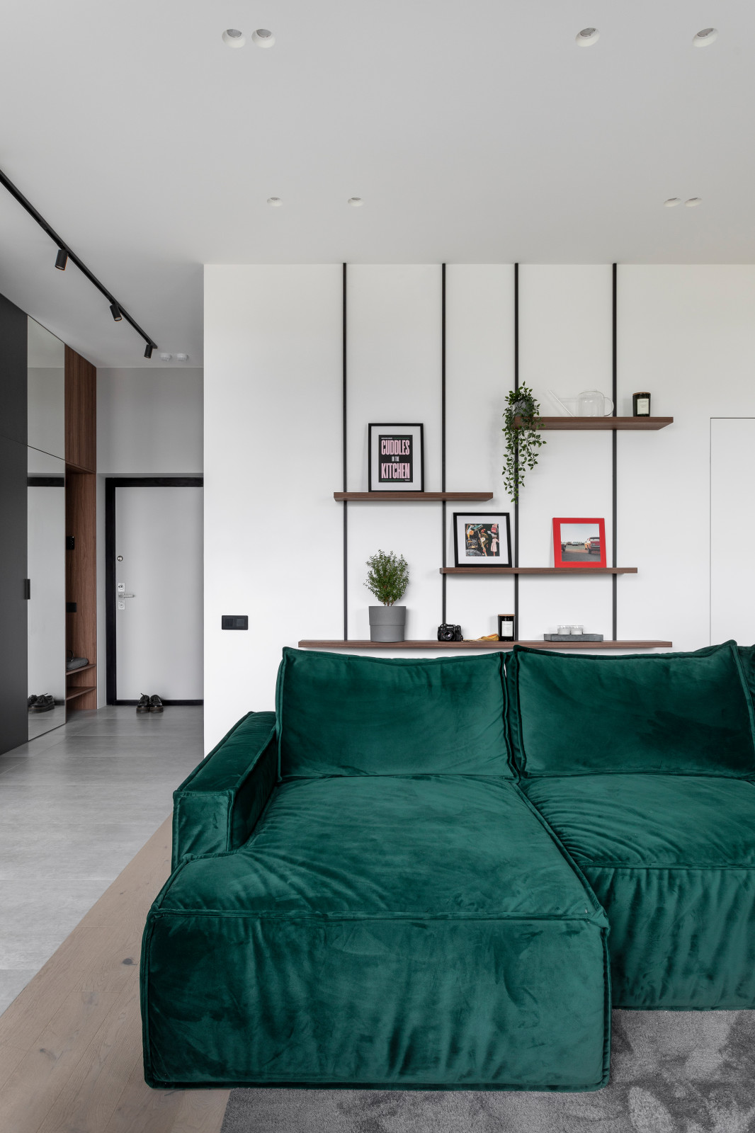 Новочерёмушкинская, 17