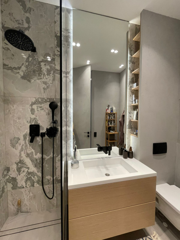 Двери "в потолок"  - квартира в Москве