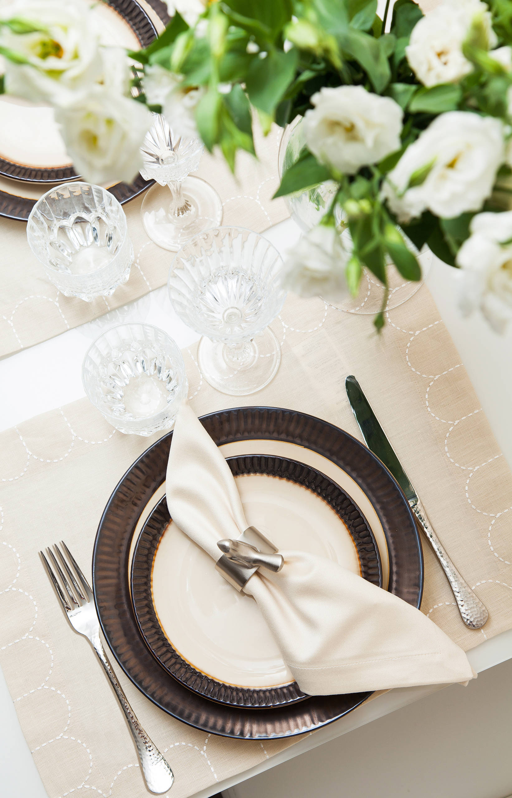 Houzz тур: Черно-белые фотографии Парижа и растворяющаяся кухня