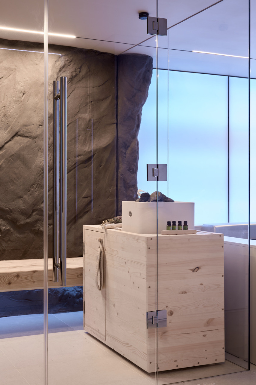 Сауна, молнии и норвежские скалы