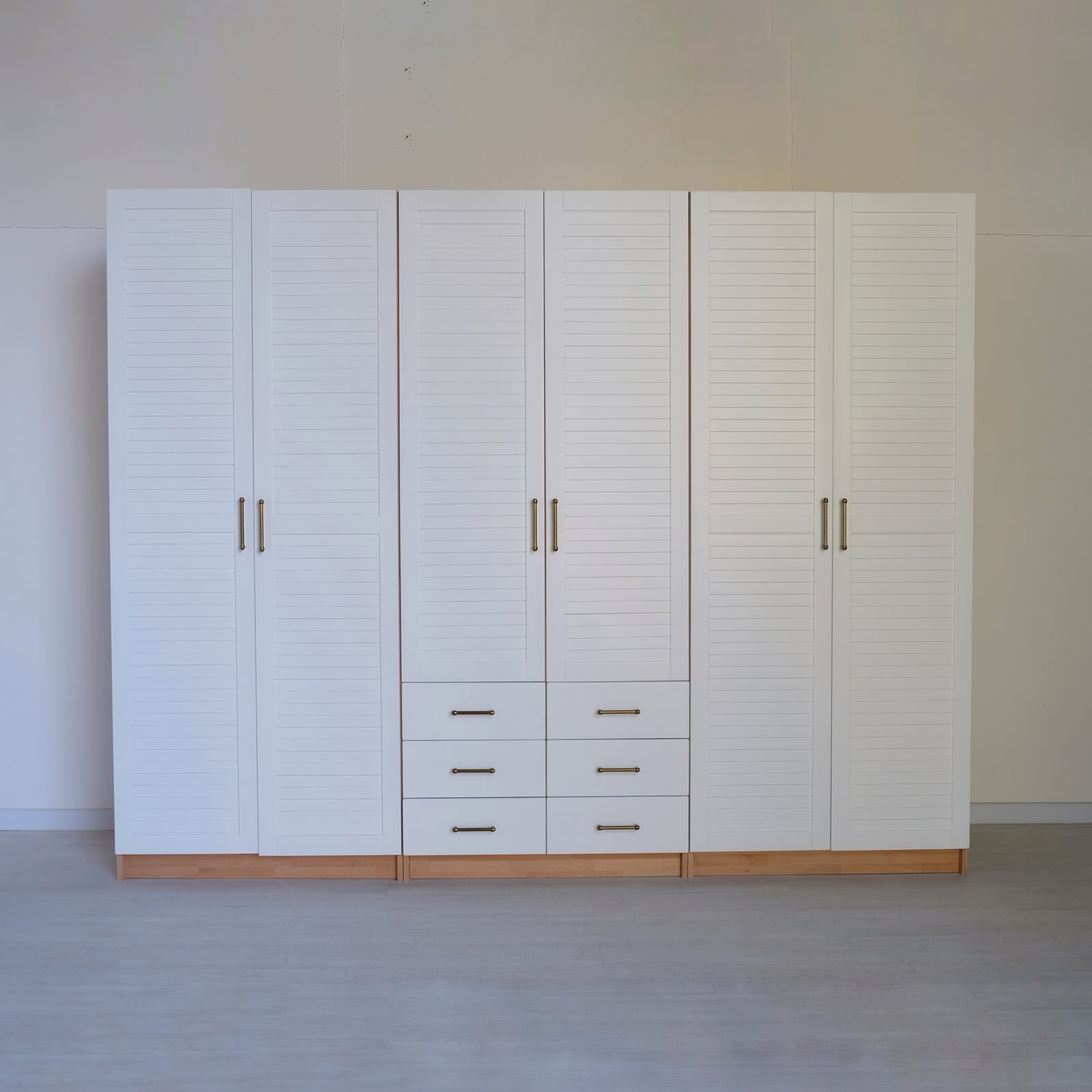 Шкафы для спальни, прихожей, гардеробной