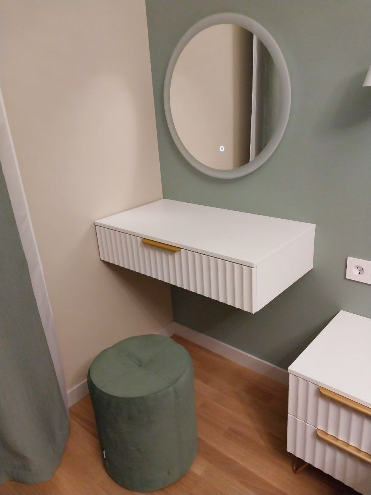 Тумбы и комоды