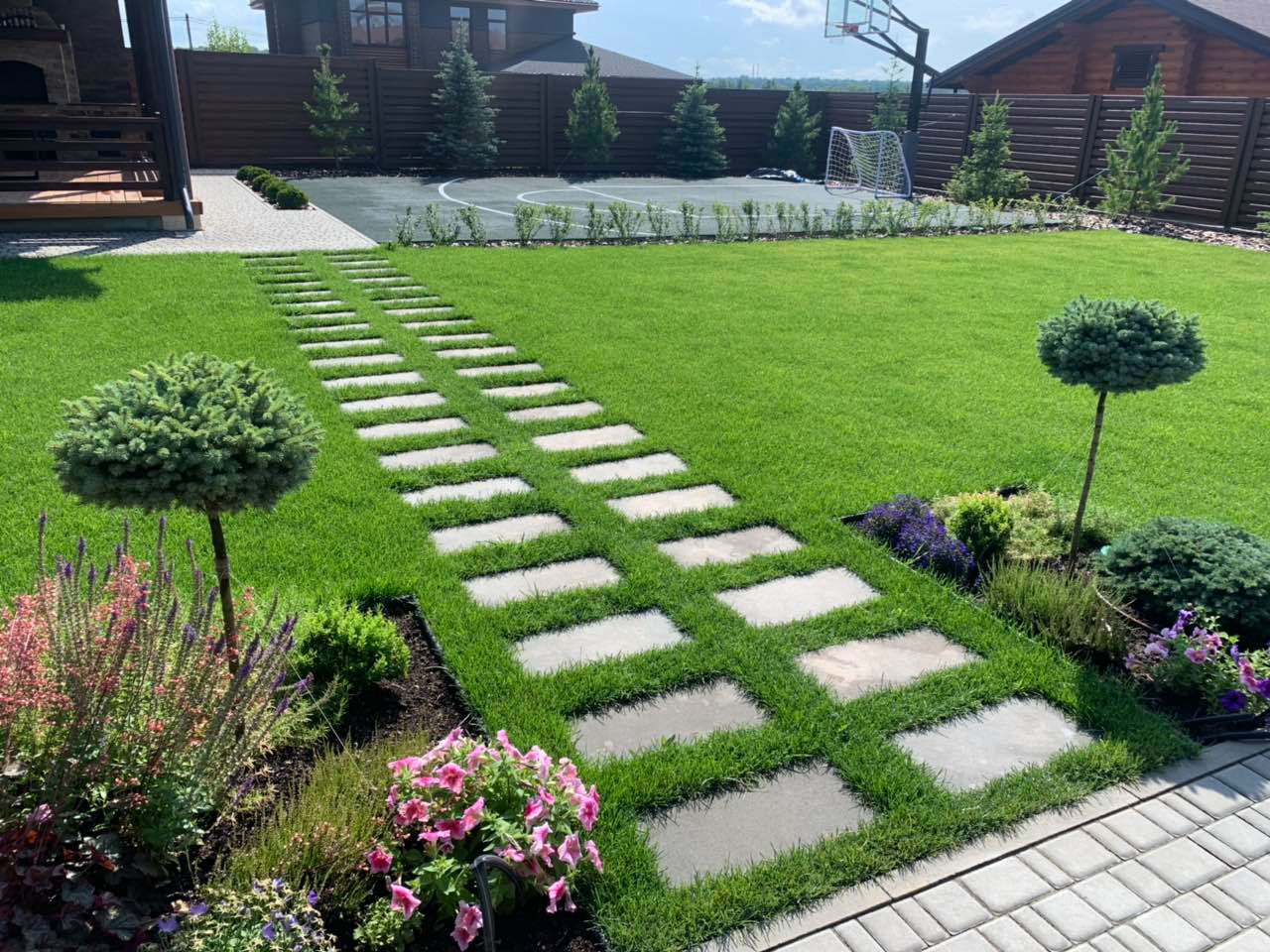 Обложка проекта: Ландшафтный дизайн участка в КП Сосновый бор