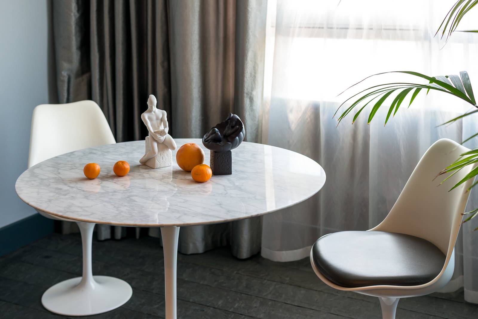 Квартира для молодого человека в современном стиле