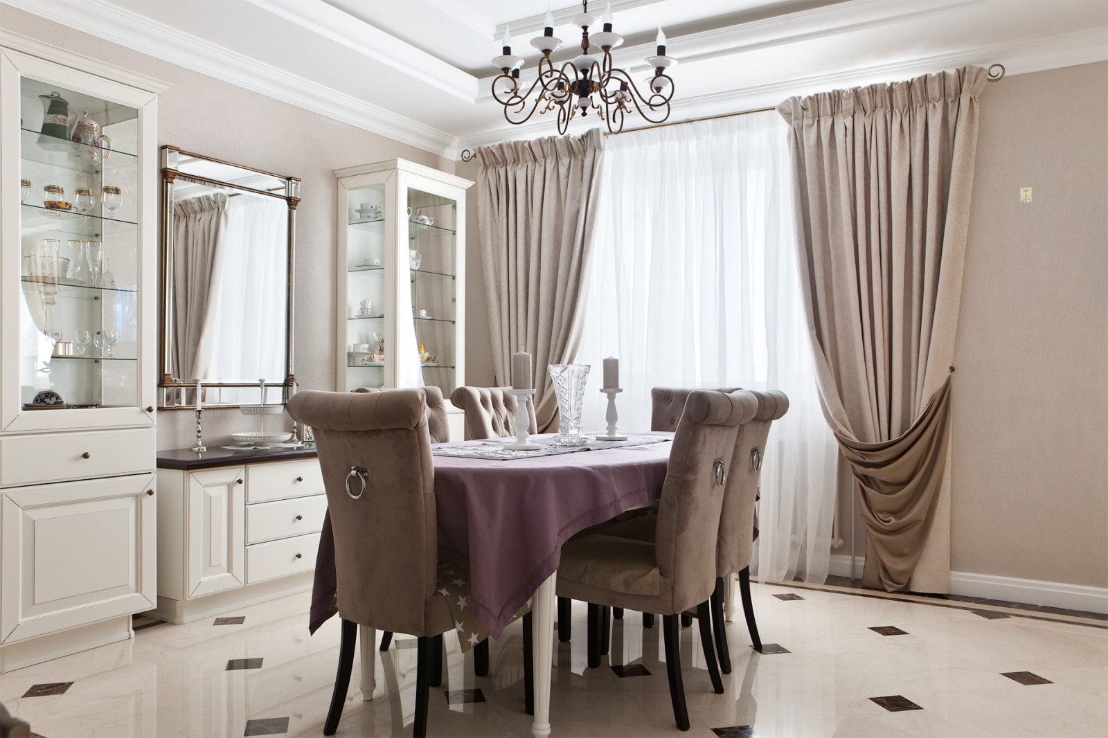 Шторы в загородный дом по проекту "Mesmer Design&Architecture"