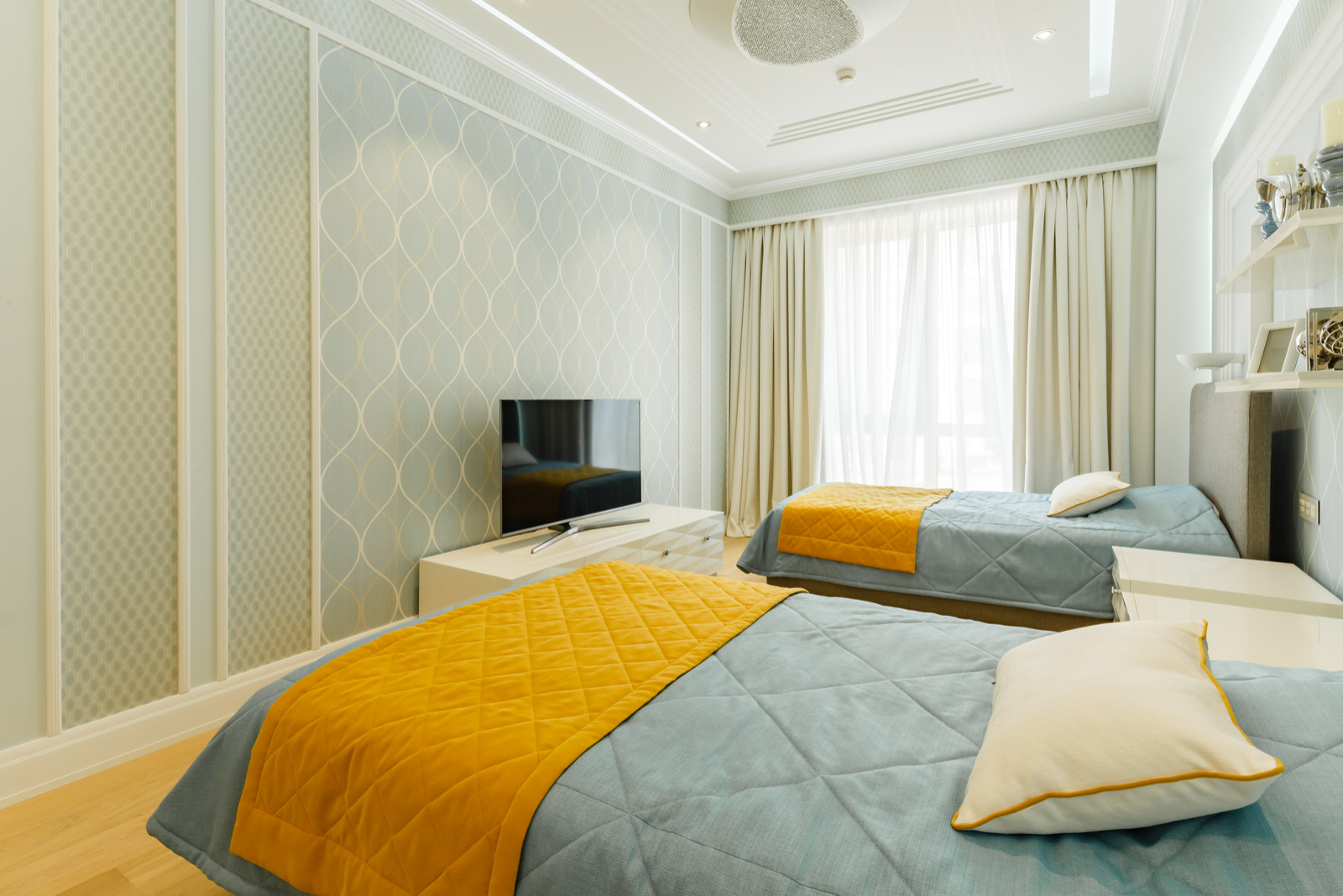 Современный лаконичный интерьер в ЖК "Камелия"