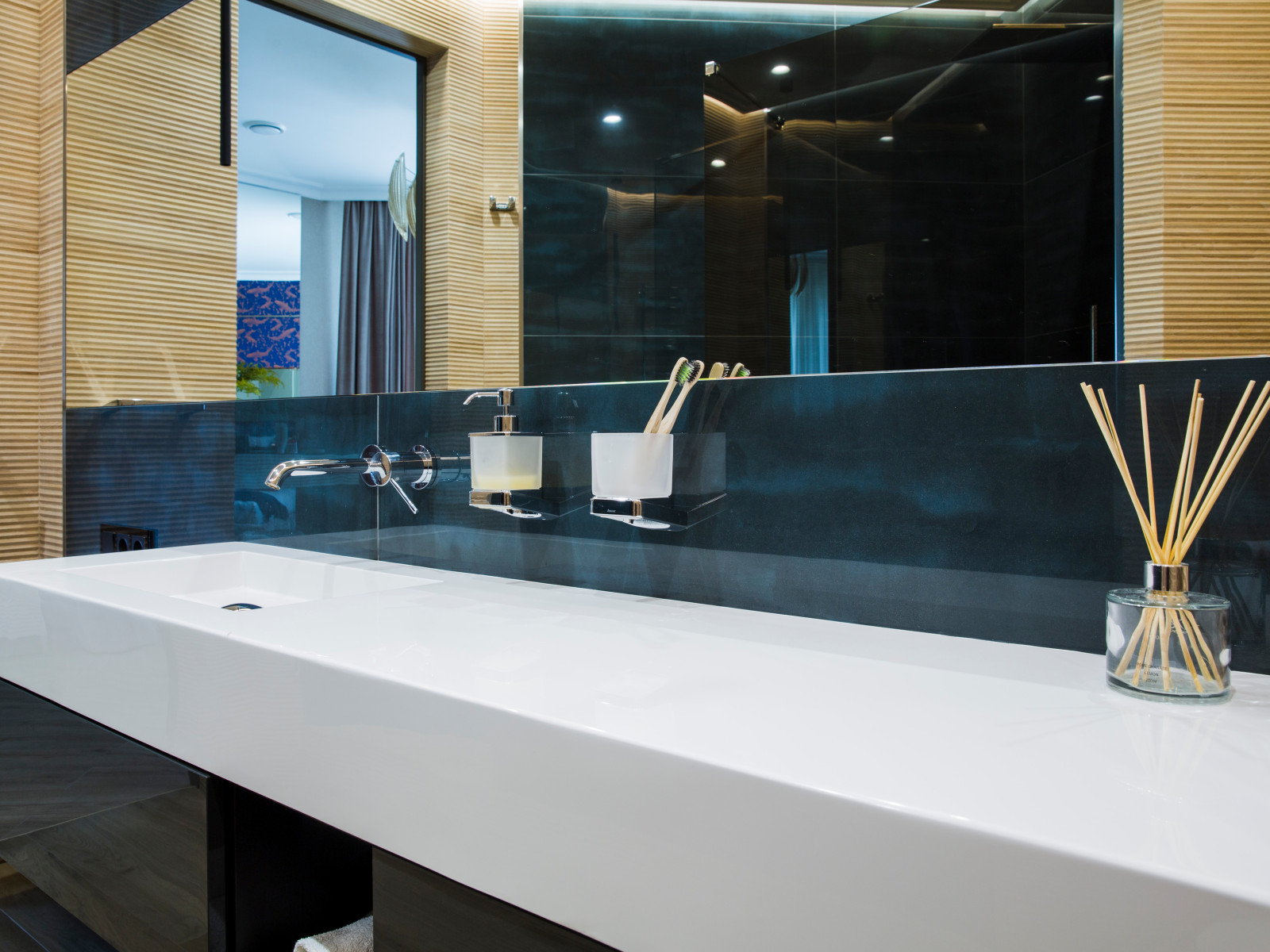 Квартира на набережной