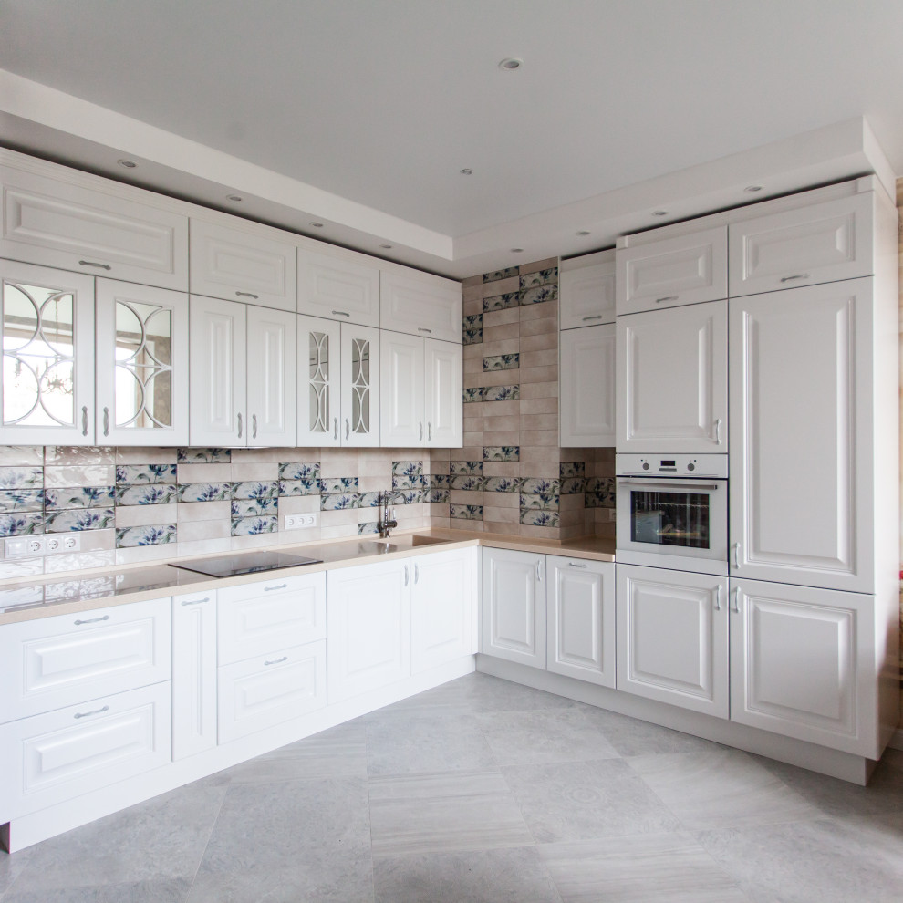 Обложка проекта: Классическая кухня на заказ